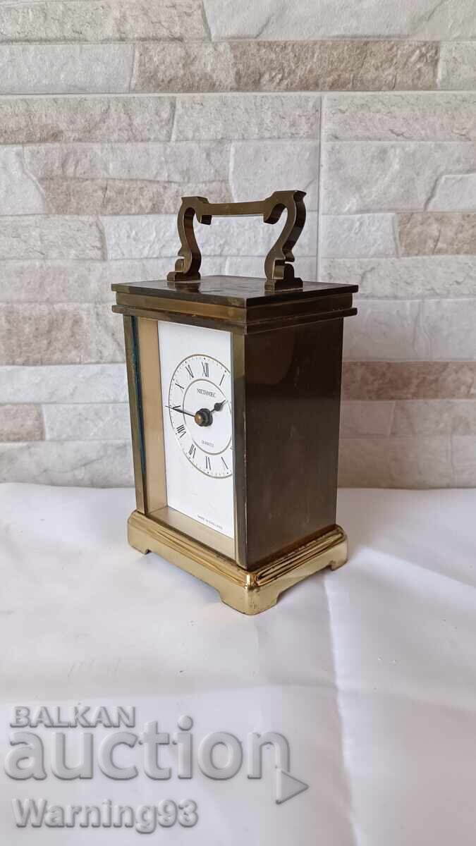 Auction Old bronze clock - METAMEC - Made in England - 1970. Auction Old bronze clock - METAMEC - Made in England - 1970.