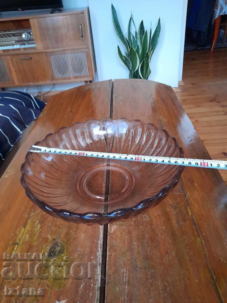 Auction Old glass fruit bowl Auction Old glass fruit bowl
