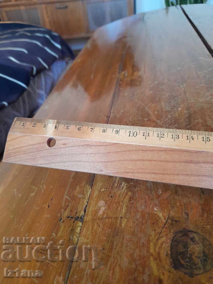 Παλιά ξύλινη γραμμή με τιμή 16.00 BGN | € 8.18 Παλιά ξύλινη γραμμή με τιμή 16.00 BGN | € 8.18