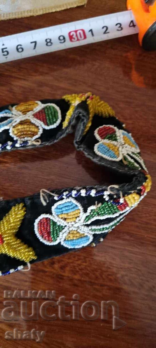 Catarame vechi cu curea cu margele - 5 Catarame vechi cu curea cu margele - 5