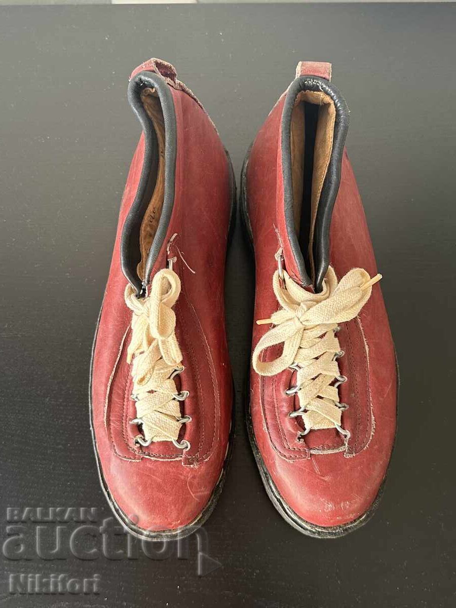 Delivery of Soc Tourist Shoes Sportprom Mountaineering Delivery of Soc Tourist Shoes Sportprom Mountaineering