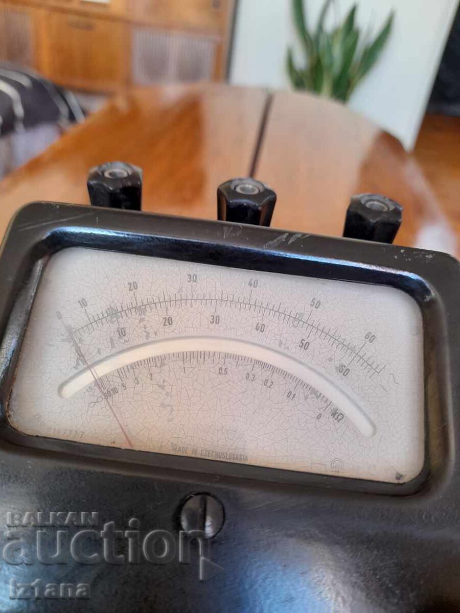 Auction Old multimeter DU 10 Auction Old multimeter DU 10