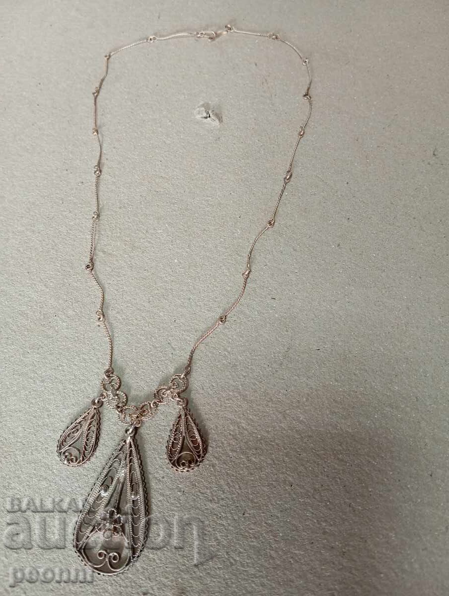 Много красиво сребърно филигранно колие Много красиво сребърно филигранно колие