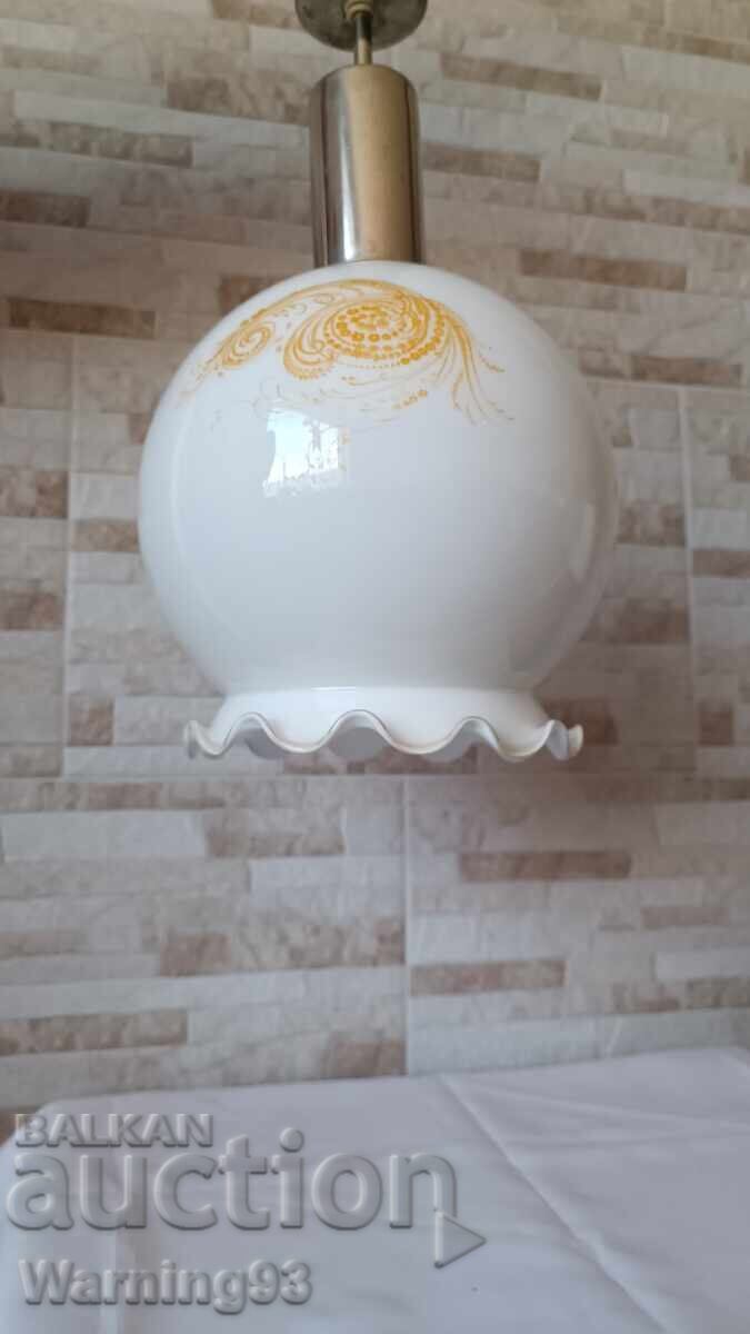 Παράδοση Παλιός πολυέλαιος - γυαλί και μέταλλο - δεκαετία του 1970 Παράδοση Παλιός πολυέλαιος - γυαλί και μέταλλο - δεκαετία του 1970