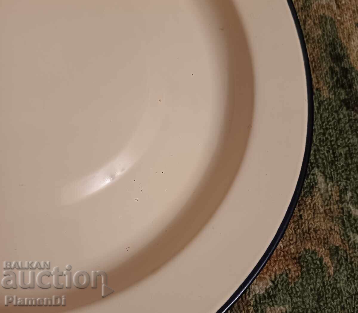 Enameled platter, plate. with price 12.00 BGN | € 6.14 Enameled platter, plate. with price 12.00 BGN | € 6.14