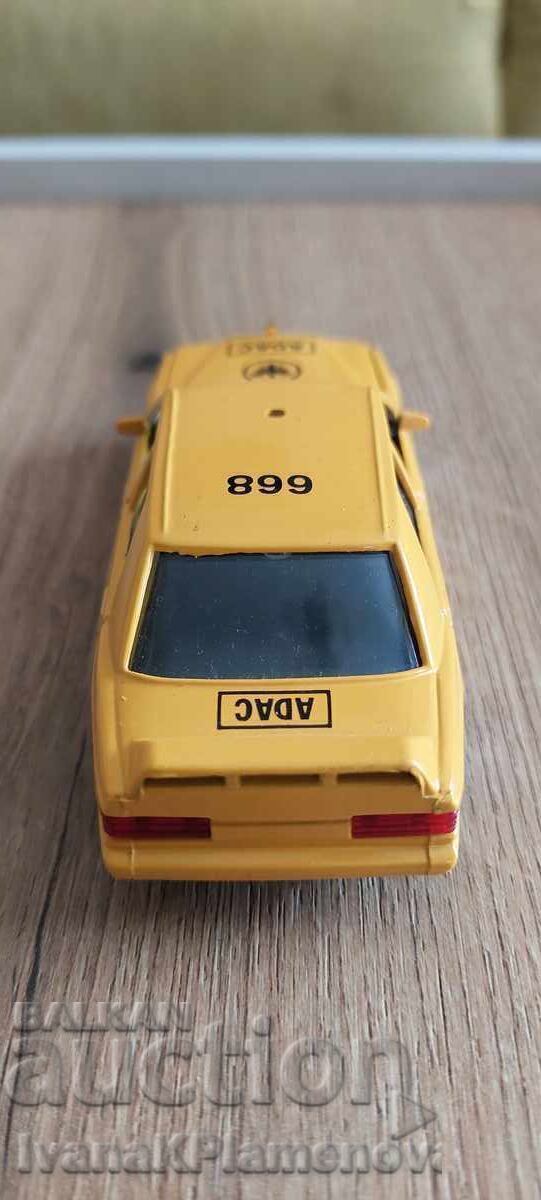 Delivery of A metal cart with a mechanism for collectors Delivery of A metal cart with a mechanism for collectors