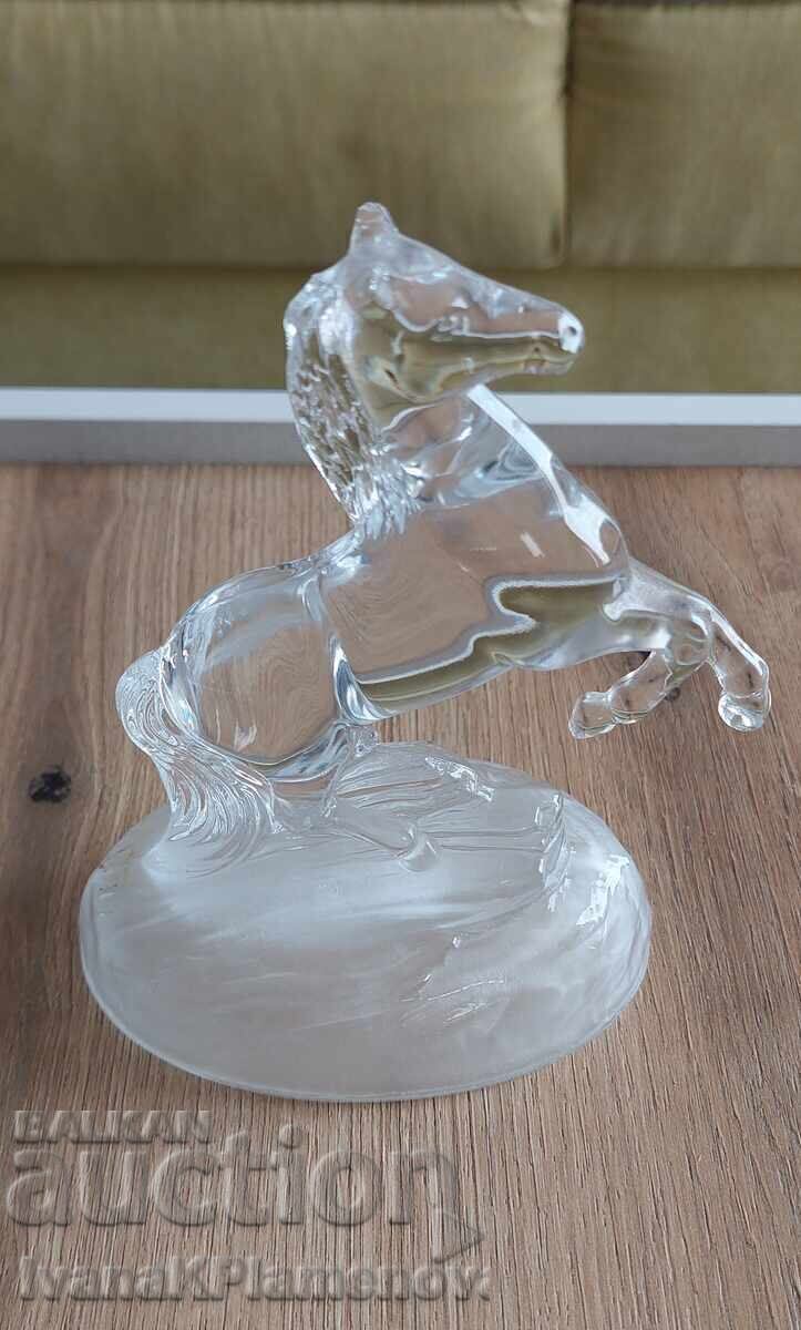 Figurină din sticlă pentru colecționari cu preț € 16.00 | 31.29 BGN