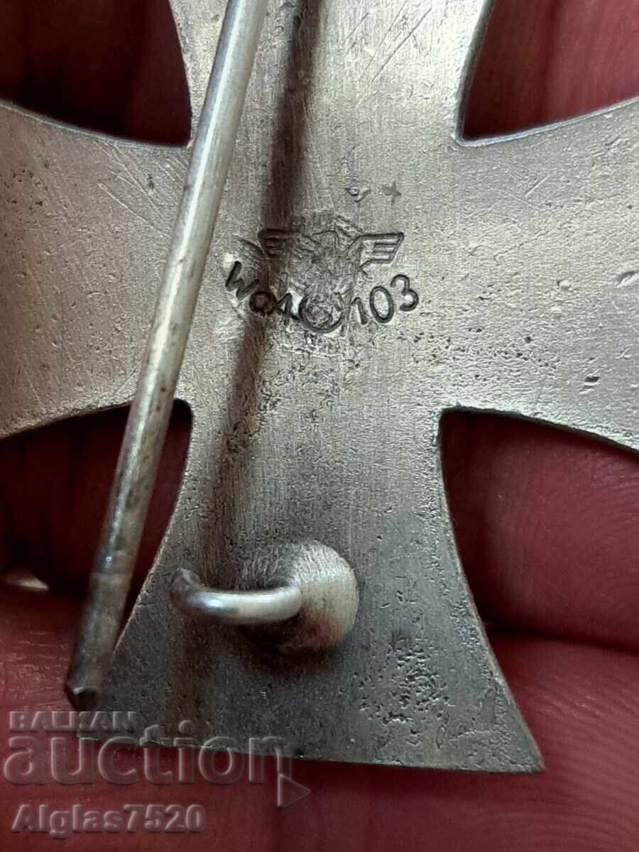 Auction Wehrmacht badge Auction Wehrmacht badge