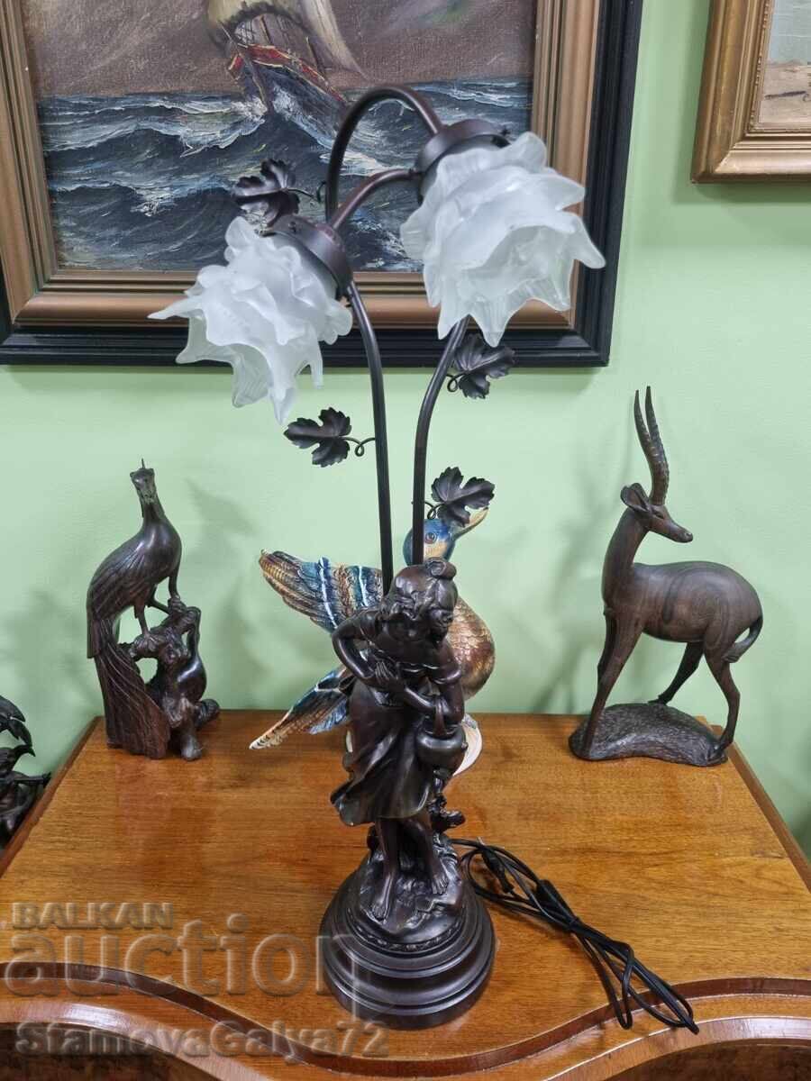 Wonderful antique table lamp with price 298.00 BGN | € 152.36 Wonderful antique table lamp with price 298.00 BGN | € 152.36