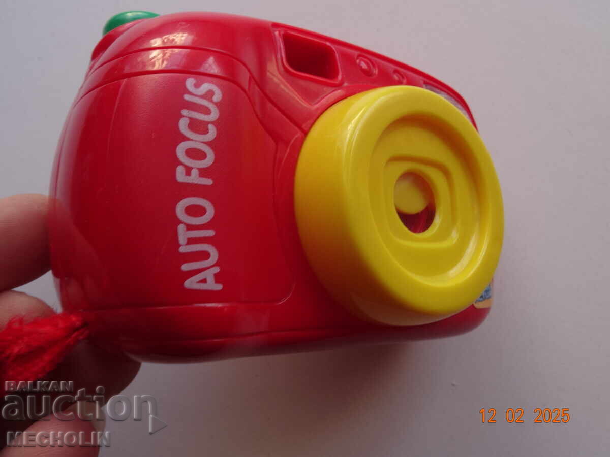 CAMERA VECHE DE JUCĂRIE - 5 CAMERA VECHE DE JUCĂRIE - 5