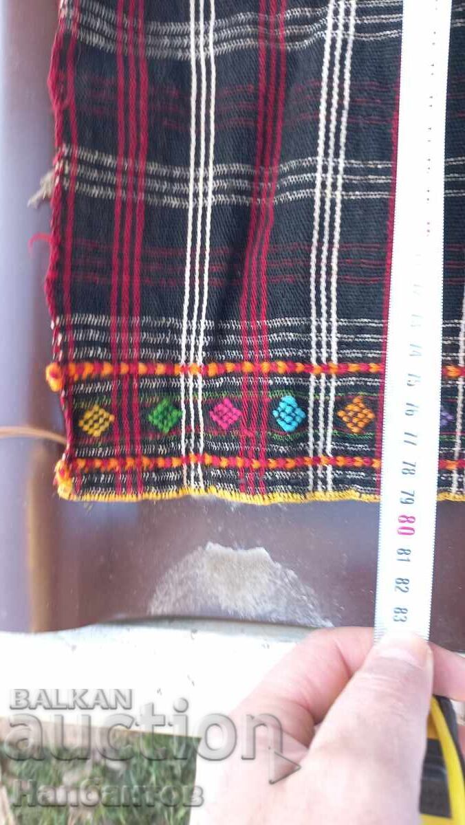 СТАРА РОДОПСКА ПРЕСТИЛКА НОСИЯ с цена 100.00 лв. | € 51.13 СТАРА РОДОПСКА ПРЕСТИЛКА НОСИЯ с цена 100.00 лв. | € 51.13