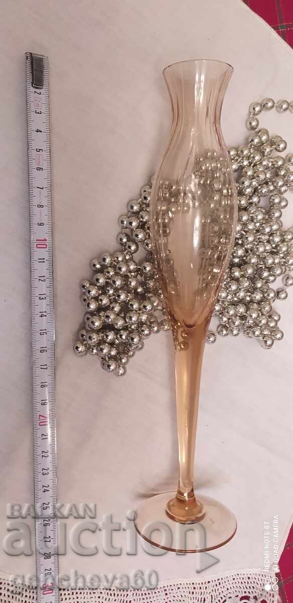 Vaza retro rafinata din sticla colorata