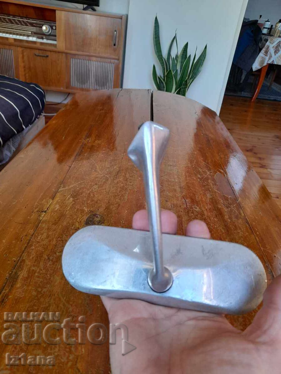 Доставка на Старо автомобилно огледало Доставка на Старо автомобилно огледало