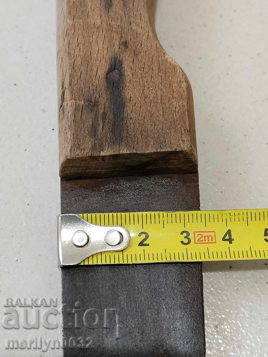 Παράδοση Μια παλιά λεπίδα μαχαιριού κουζίνας με τη σφραγίδα SHIPKA Παράδοση Μια παλιά λεπίδα μαχαιριού κουζίνας με τη σφραγίδα SHIPKA