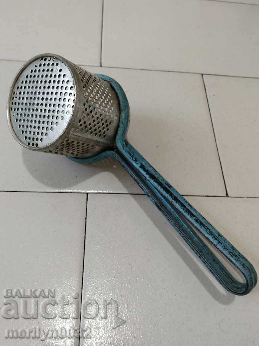 Auction Press for potatoes tomatoes bananas Auction Press for potatoes tomatoes bananas