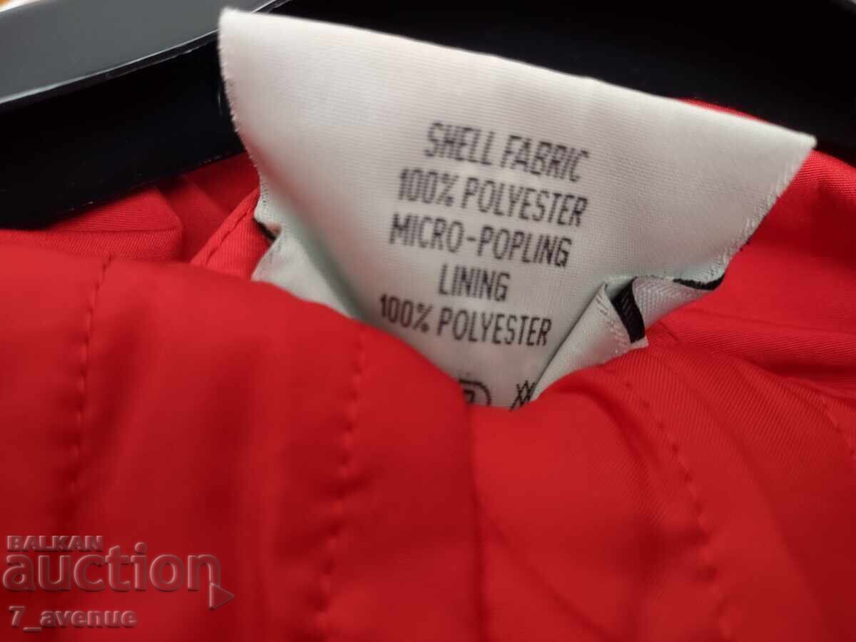 Coca-Cola collector's winter jacket, color - red, 14.2.25 with price 369.00 BGN | € 188.67 Coca-Cola collector's winter jacket, color - red, 14.2.25 with price 369.00 BGN | € 188.67