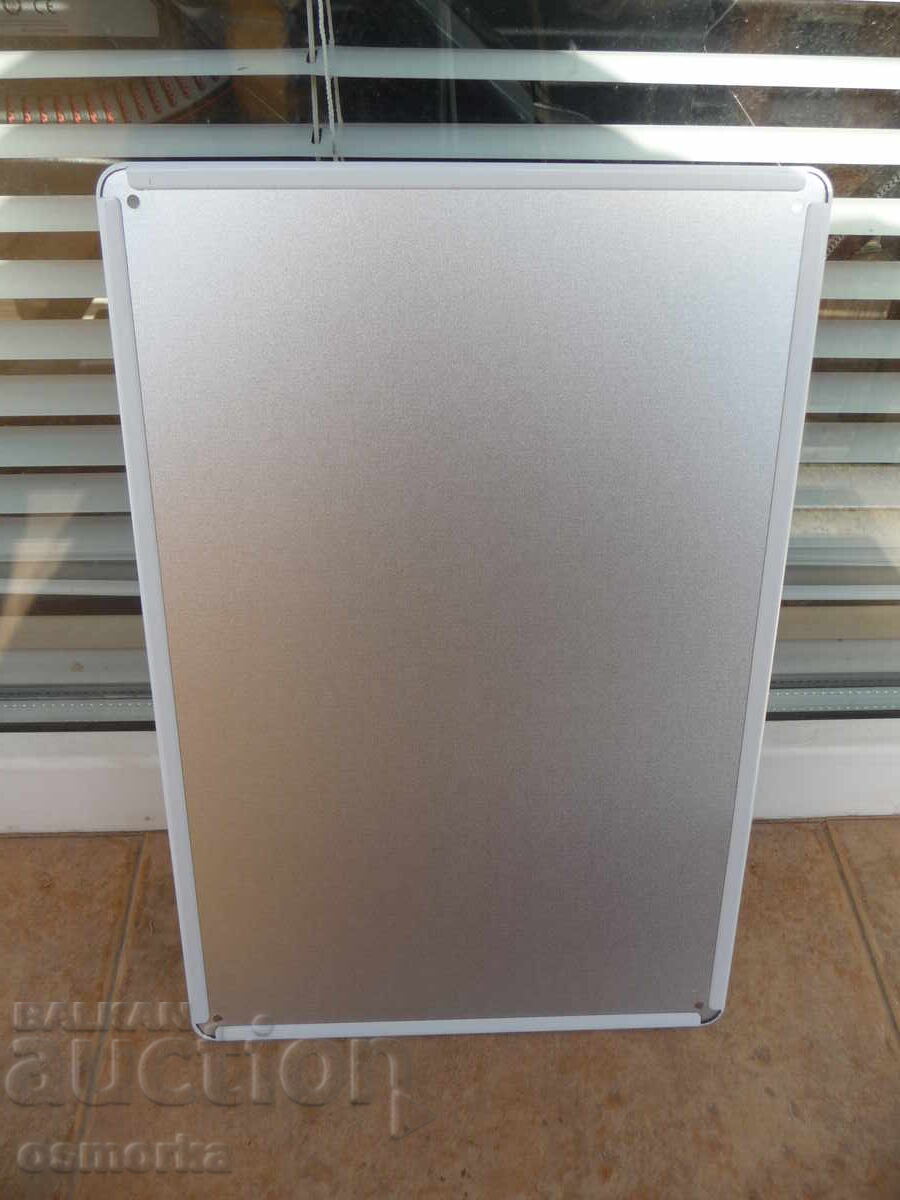 Δημοπρασία Μεταλλική επιγραφή με επιγραφή VIP lounge VIP lounge VIPs