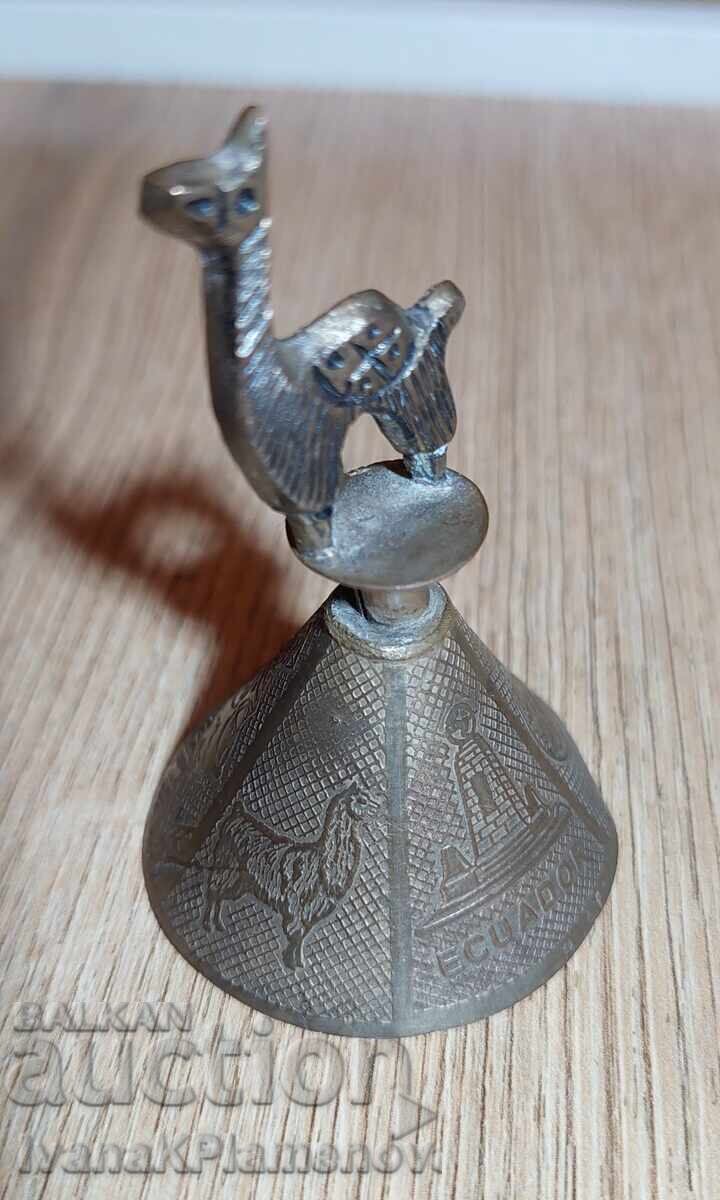 Звънче камбанка месинг за колекционери с цена € 10.00 | 19.56 лв. Звънче камбанка месинг за колекционери с цена € 10.00 | 19.56 лв.