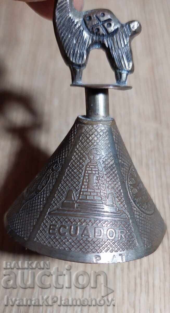 Δημοπρασία Ορειχάλκινο καμπάνα για συλλέκτες Δημοπρασία Ορειχάλκινο καμπάνα για συλλέκτες