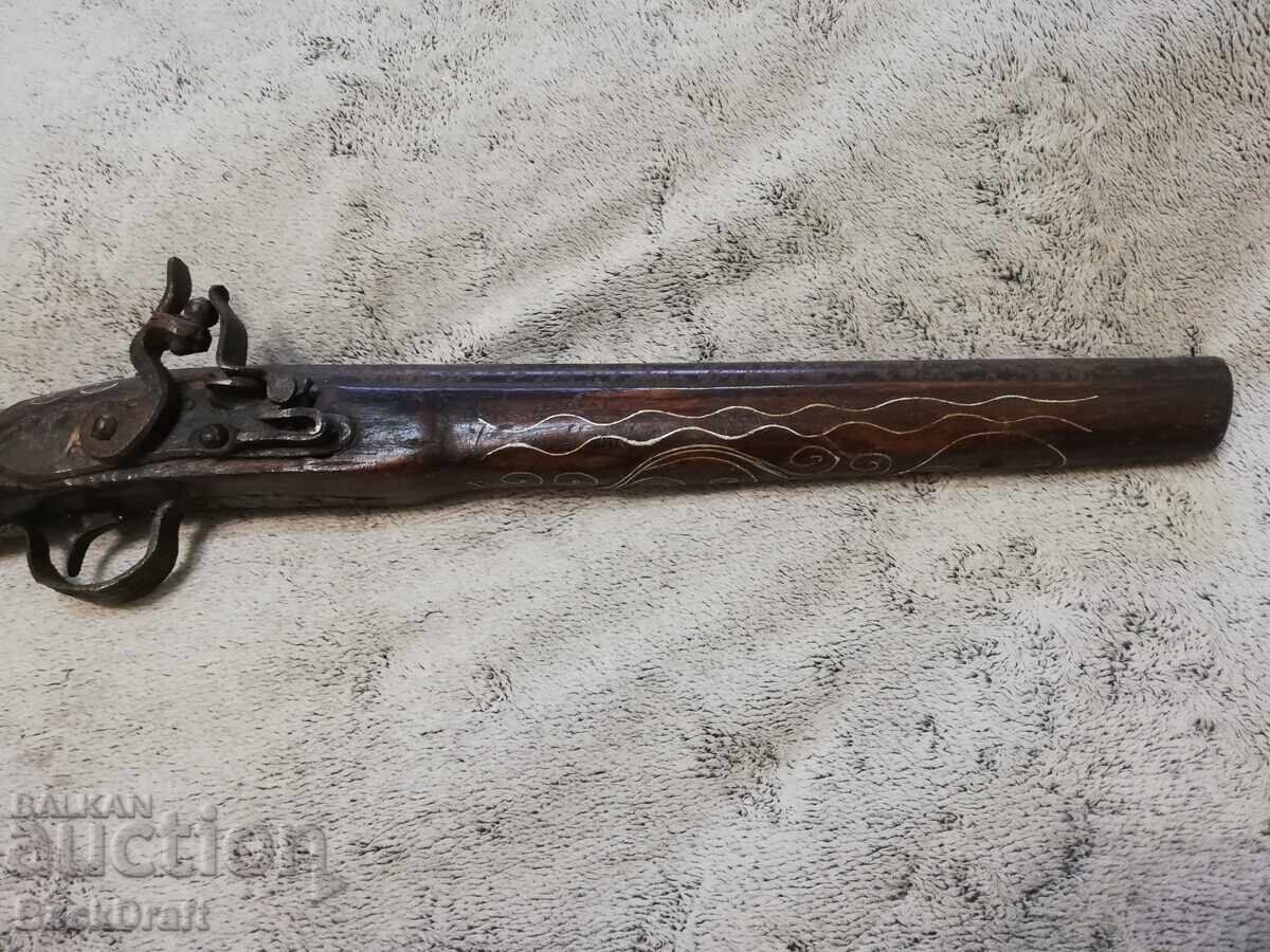 Delivery of OLD FLINT CAPSULE PISTOL, RIFLE, REVOLVER