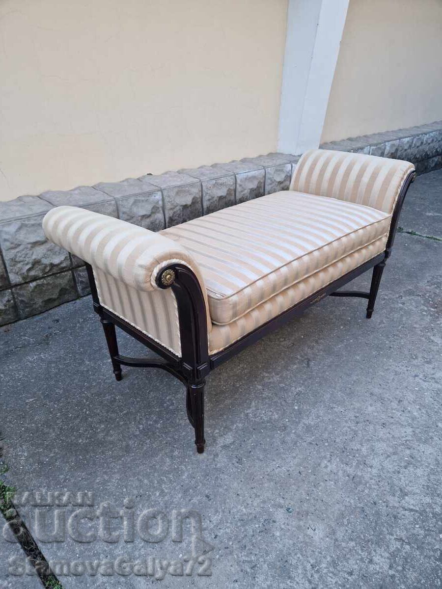 Delivery of Great antique Spanish branded sofa bed Delivery of Great antique Spanish branded sofa bed