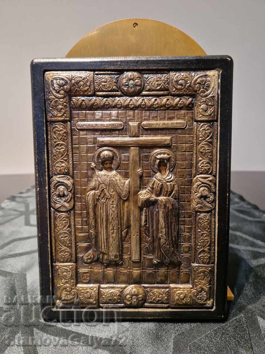 Frumoasa icoana antica din argint a Sfintilor Constantin si Elena Frumoasa icoana antica din argint a Sfintilor Constantin si Elena