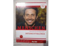 Menschen A2 - Intensivtrainer + CD, Sarita Batra