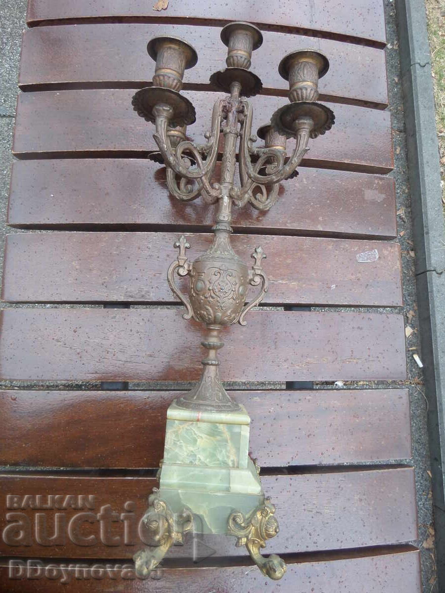 Стар свещник Стар свещник