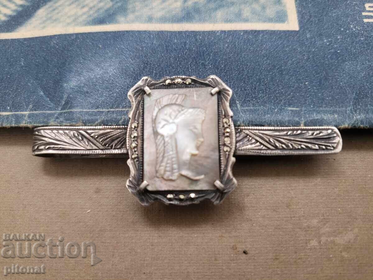 Antique silver tie pin with price 50.00 BGN | € 25.56 Antique silver tie pin with price 50.00 BGN | € 25.56