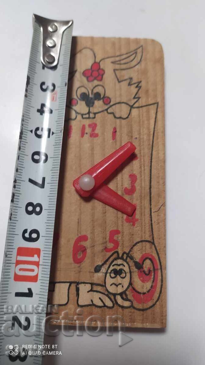 Children's clock for learning to tell the time with price 0.30 BGN | € 0.15