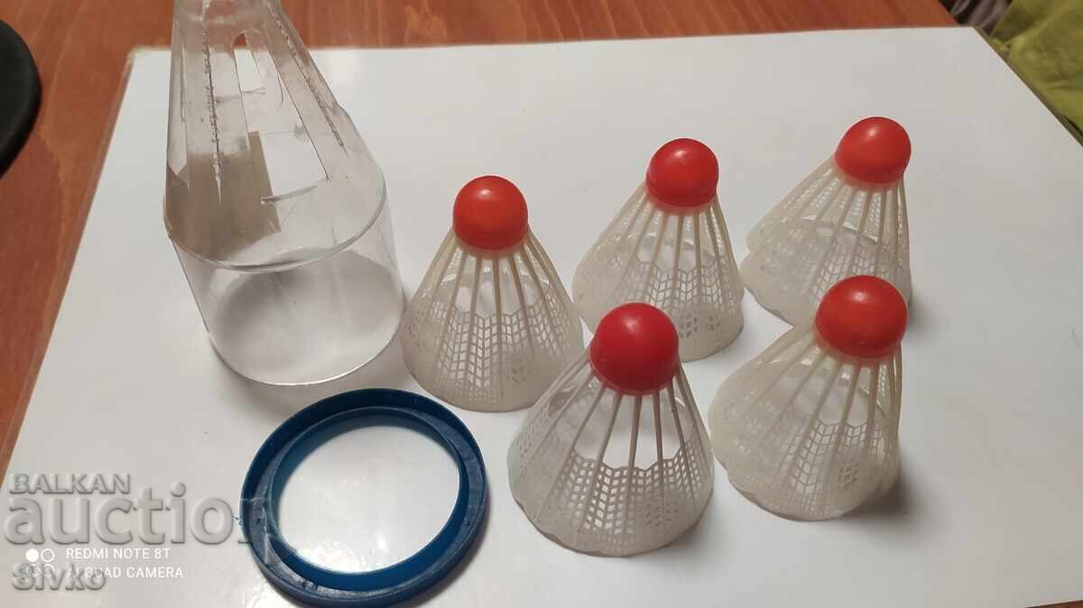 Pene pentru badminton