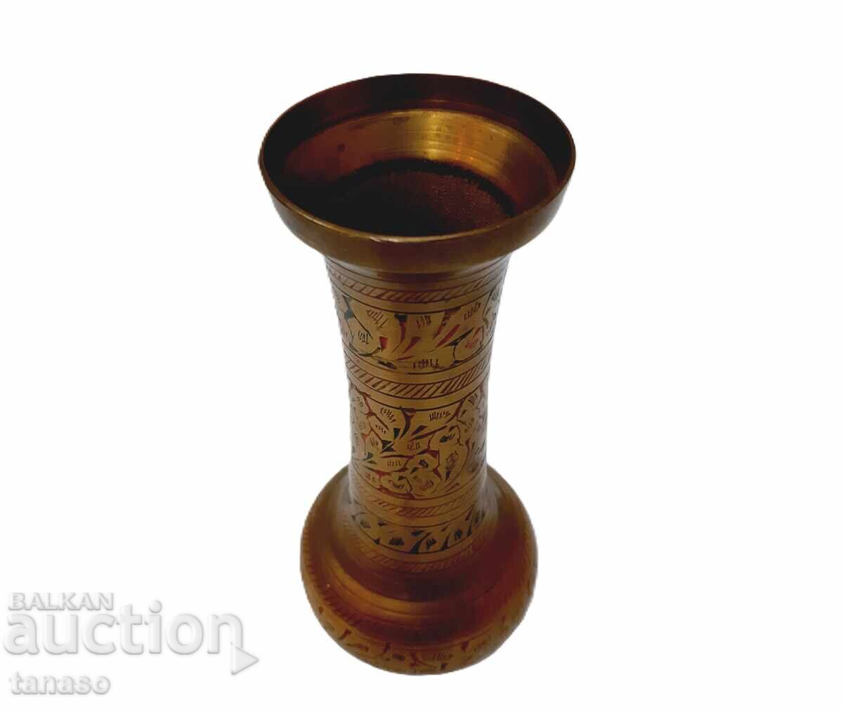 Auction Old Arabic brass vase(1.3) Auction Old Arabic brass vase(1.3)
