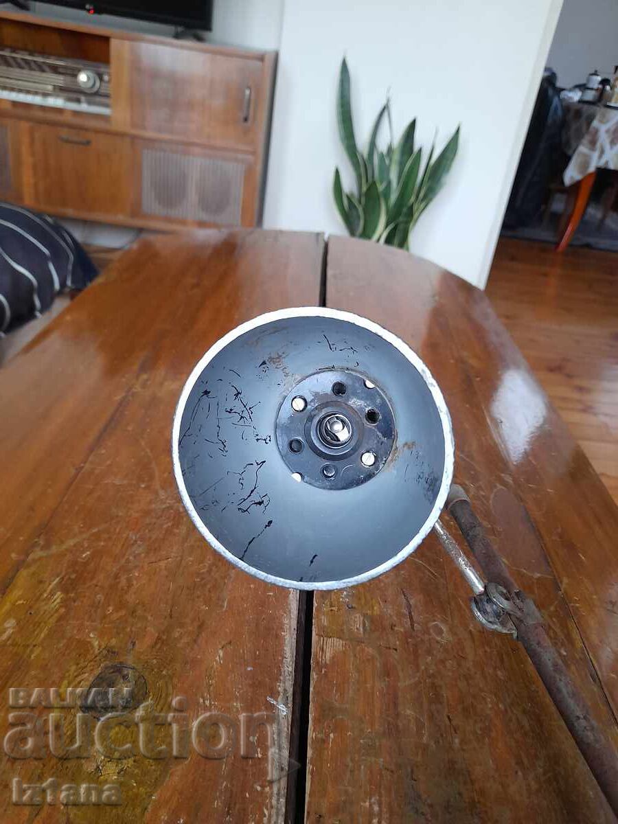 Auction Old table lamp Auction Old table lamp