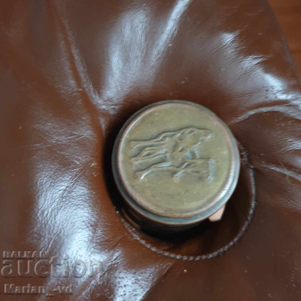 Licitație Scaun egiptean vechi de cămilă