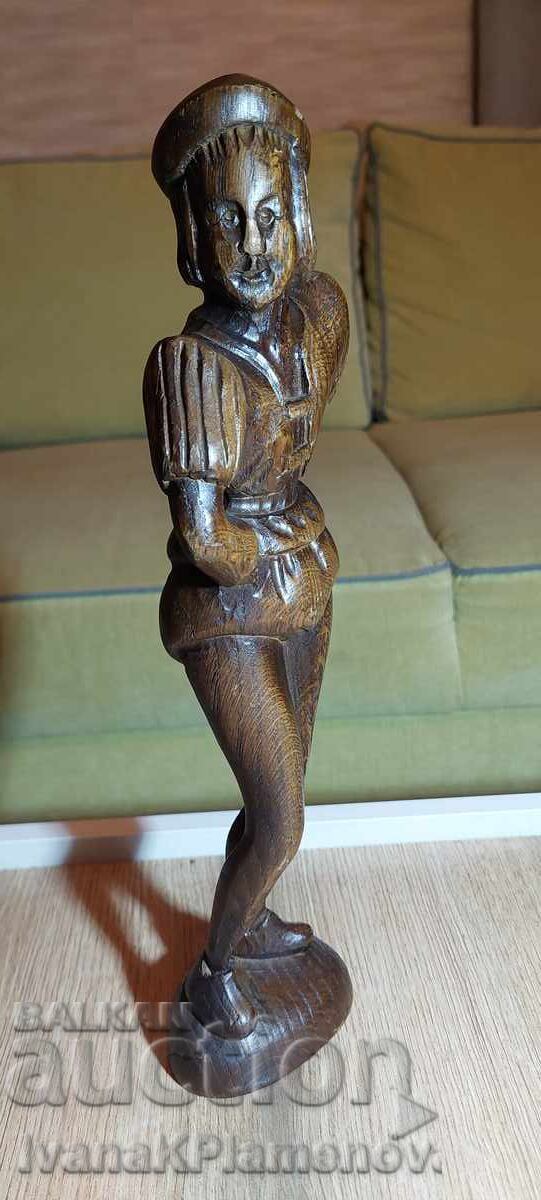 Woodcarving for connoisseurs, height 33cm with price 35.00 BGN | € 17.90