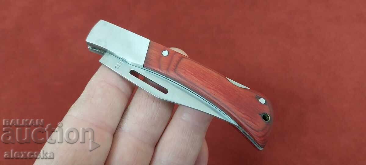 Delivery of Old folding knife Delivery of Old folding knife