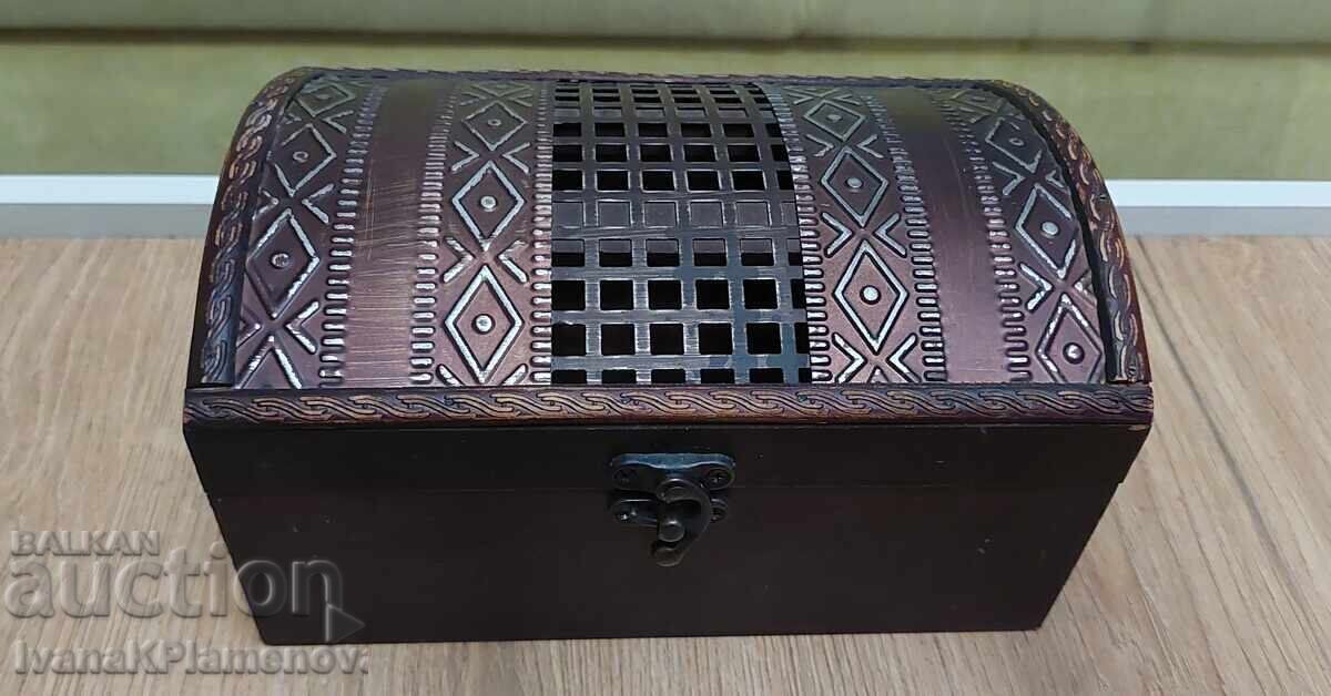 Wooden box for collectors, excellent Wooden box for collectors, excellent