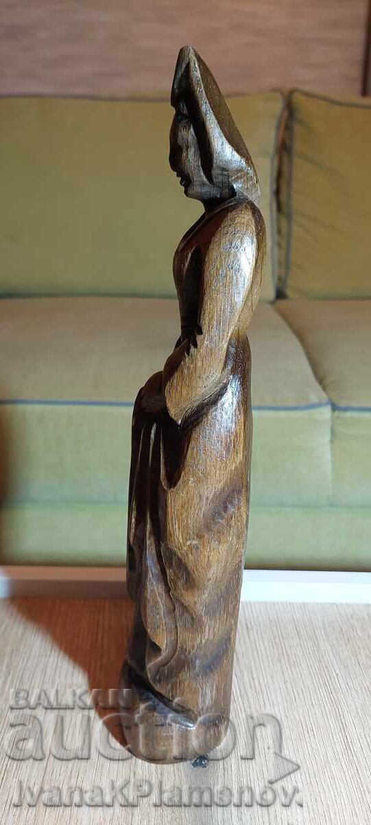 Delivery of Woodcarving for connoisseurs, height 33cm
