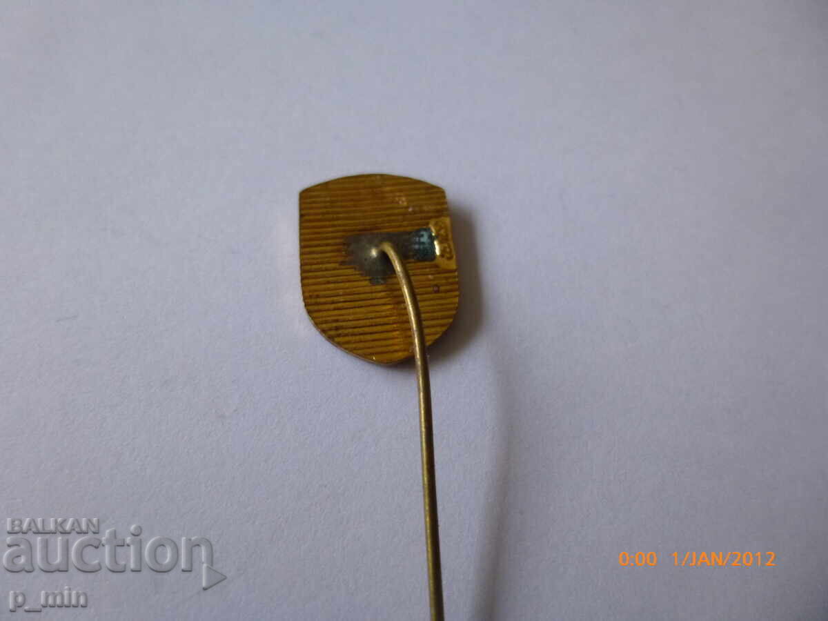 badge - hut builder with price 5.00 BGN | € 2.56