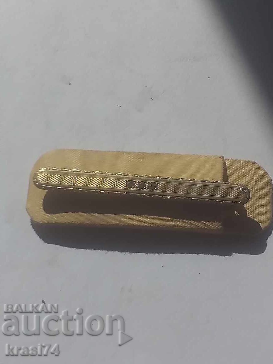 Gold-plated tie pin Gold-plated tie pin