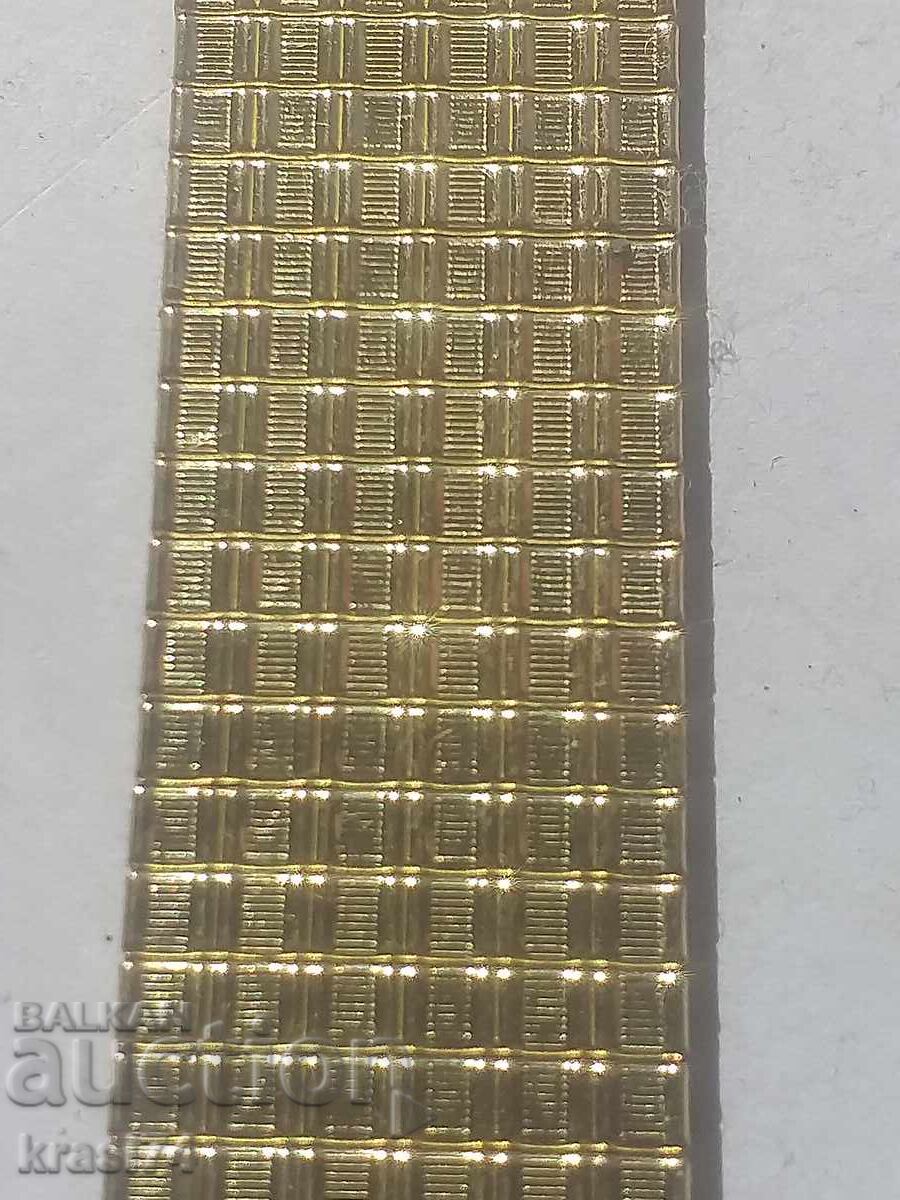 Gold-plated chain with price 10.00 BGN | € 5.11 Gold-plated chain with price 10.00 BGN | € 5.11