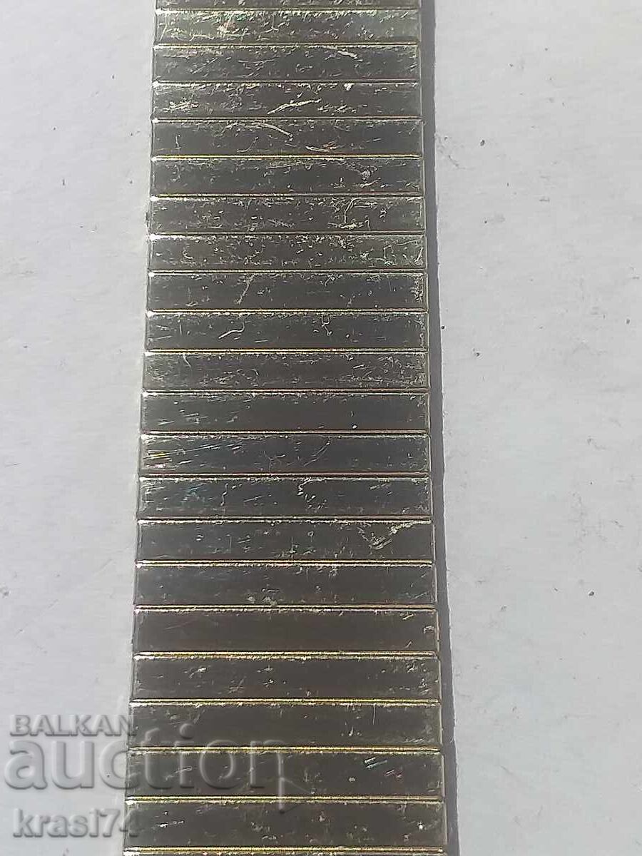 Lant placat cu aur cu preț 10.00 BGN | € 5.11 Lant placat cu aur cu preț 10.00 BGN | € 5.11