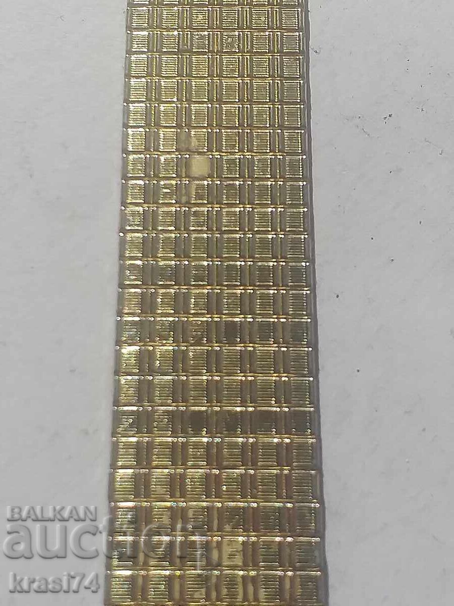 Gold-plated chain with price 10.00 BGN | € 5.11 Gold-plated chain with price 10.00 BGN | € 5.11