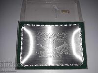 O CĂȘĂ MICĂ. SUVENIR. Într-o cutie