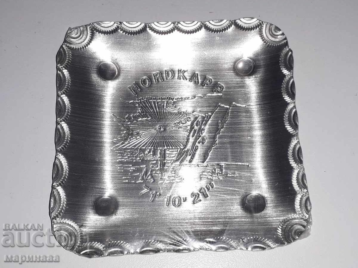 CUPCAKE. SOUVENIR. IN PACKAGING