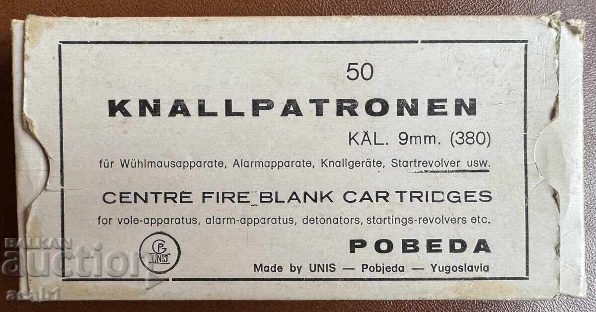 LOV 9mm flare pistol + box of cartridges - 6 LOV 9mm flare pistol + box of cartridges - 6