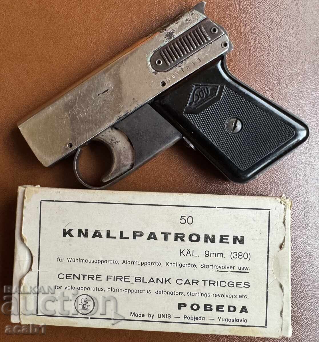 LOV 9mm flare pistol + box of cartridges LOV 9mm flare pistol + box of cartridges