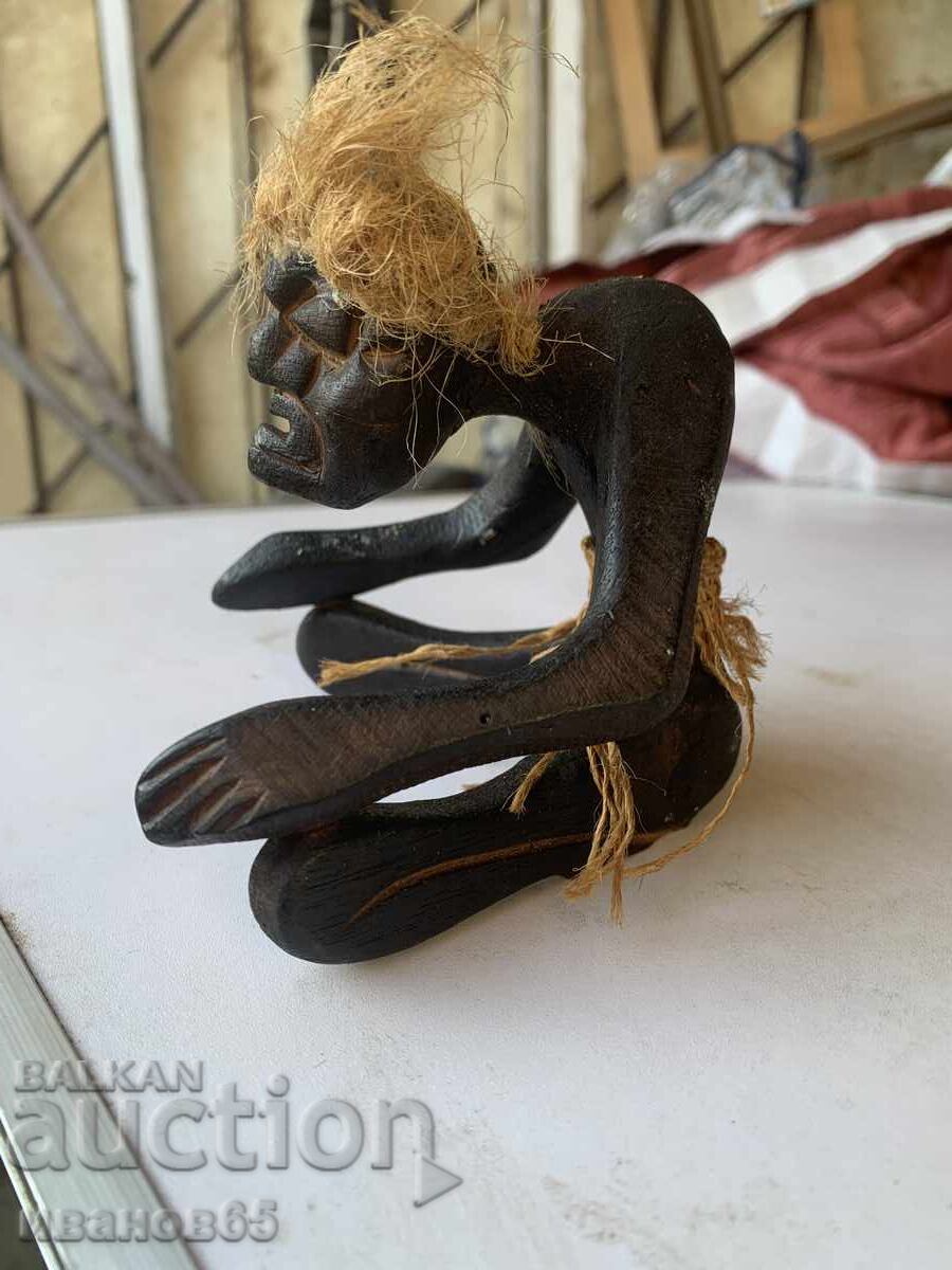 Auction wooden figure statuette Auction wooden figure statuette