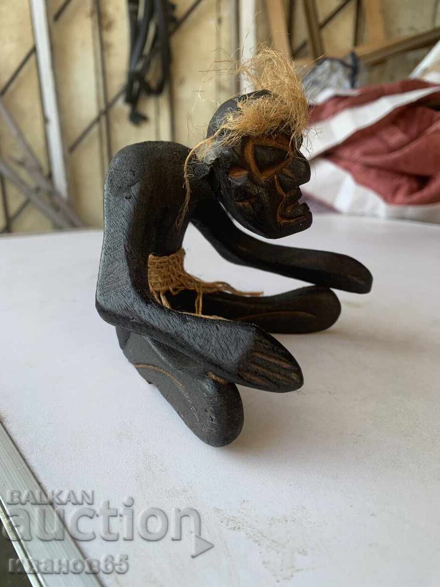 wooden figure statuette wooden figure statuette