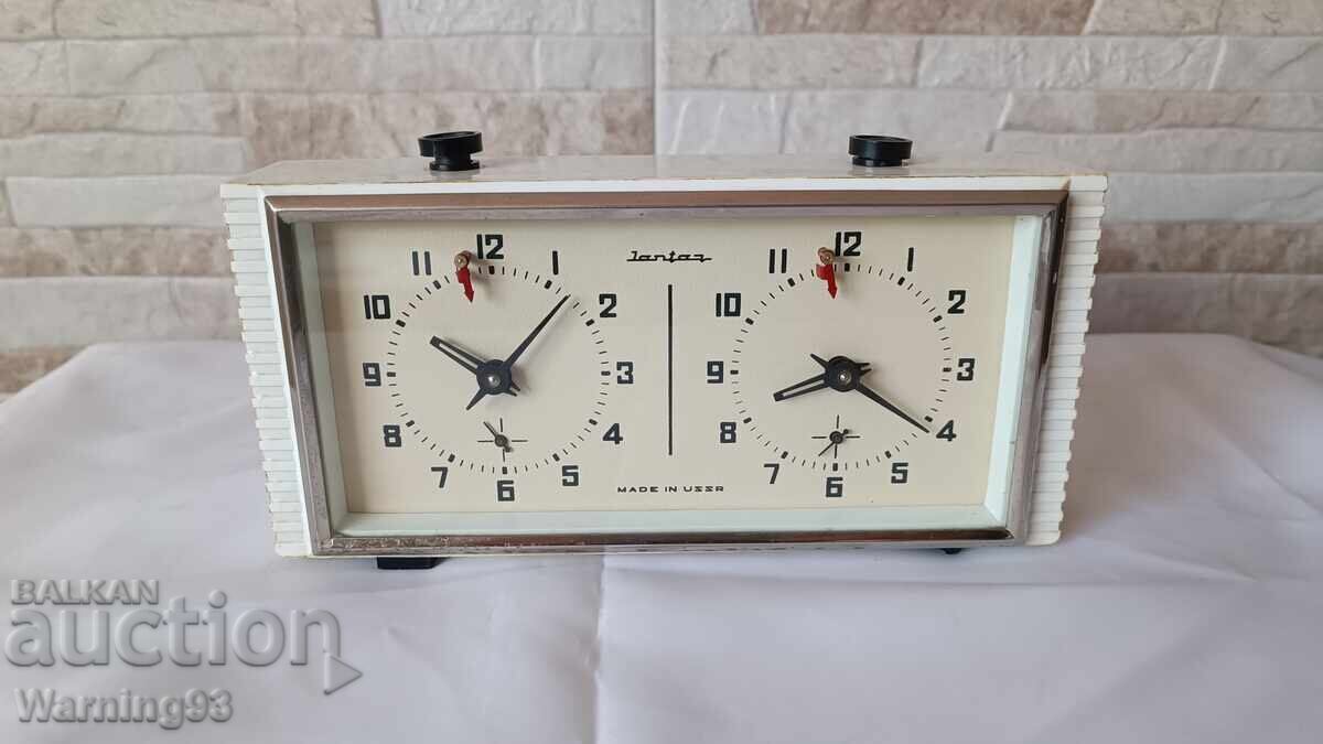 Old Russian chess clock - Jantar - 1970 Old Russian chess clock - Jantar - 1970